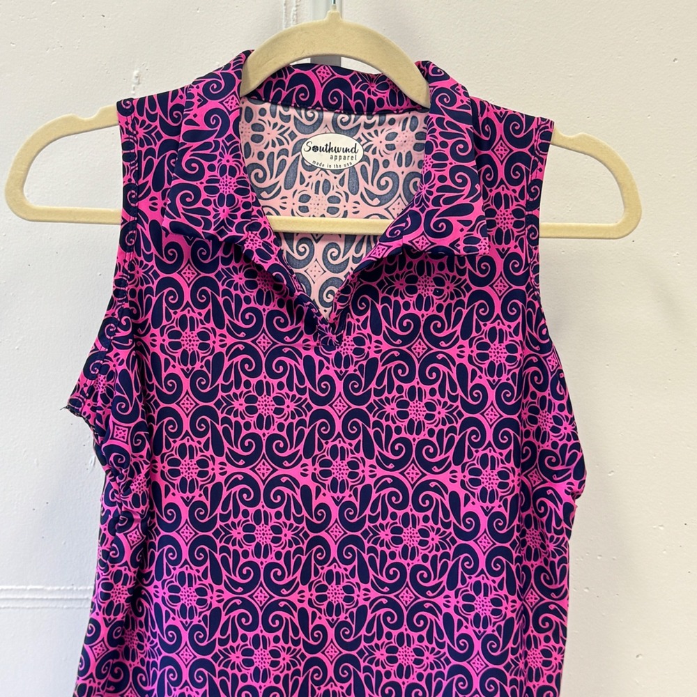 Southwind Apparel Pebble Beach Top Medallion Sleeveless Polo Golf Top Medium - Picture 3 of 8